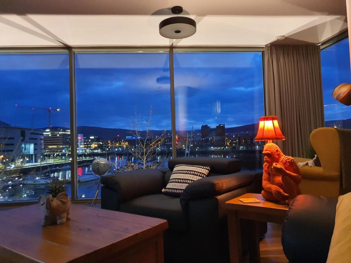 Luxury Apartment Marina Views At Titanic Quarter Belfast Exterior foto